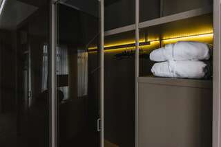 Отель Noble Boutique Hotel Луцк Люкс-12