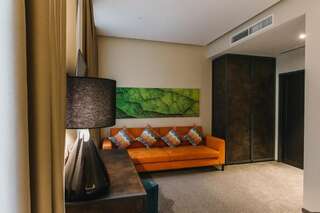 Отель Noble Boutique Hotel Луцк Большой двухместный номер с 1 кроватью-4