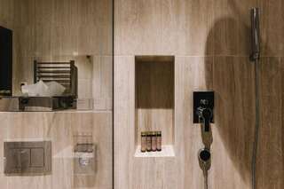 Отель Noble Boutique Hotel Луцк Большой двухместный номер с 1 кроватью-11
