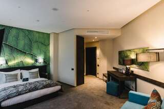 Отель Noble Boutique Hotel Луцк Улучшенный двухместный номер с 1 кроватью-1