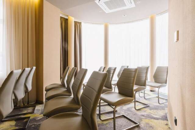 Отель Noble Boutique Hotel Луцк-18
